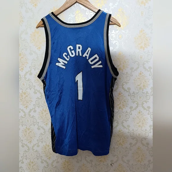 Champion - Picture 6 of 9